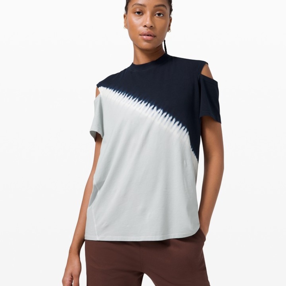 Lululemon NWT LA All Yours Cut-Out Short Sleeve